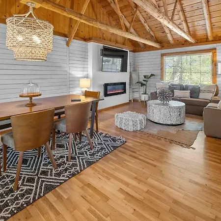 Serenity - 60 Ridge Lane